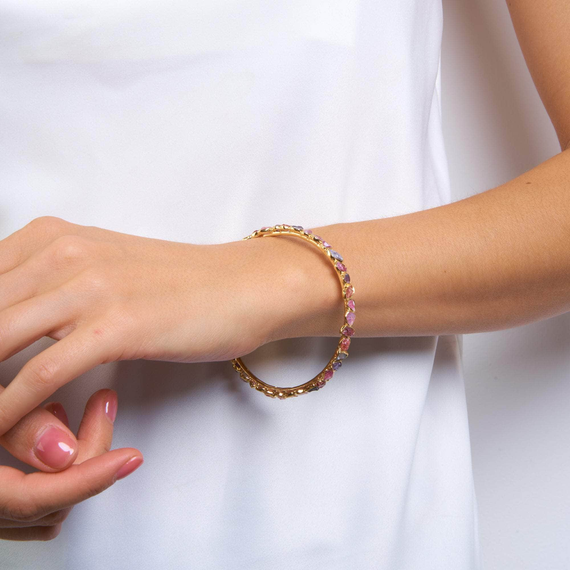 German Kabirski Aten Spinel Bangle (18K Gold)