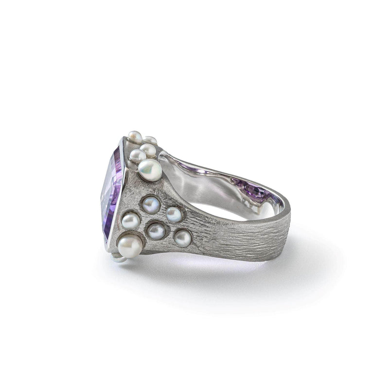 German Kabirski Aralez Amethyst and Pearl Ring