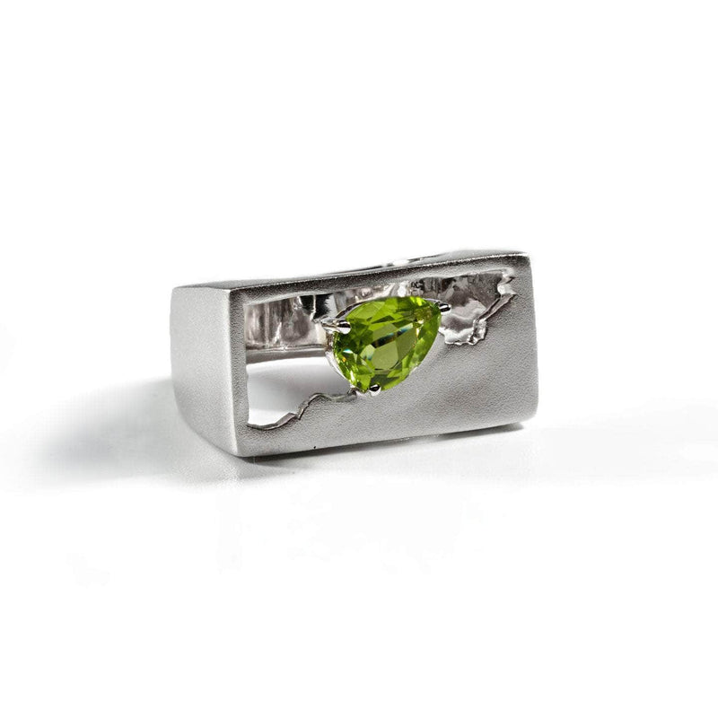 German Kabirski Onoo Peridot Ring