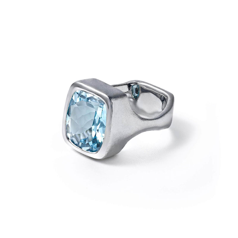 German Kabirski Magnus Blue Topaz Ring (White Rhodium)