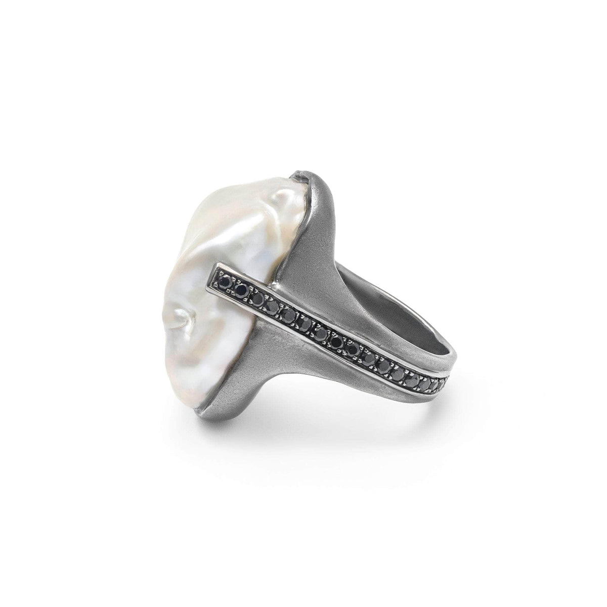 German Kabirski Propre Baroque Pearl and Black Spinel Ring (Black Ruthenium)