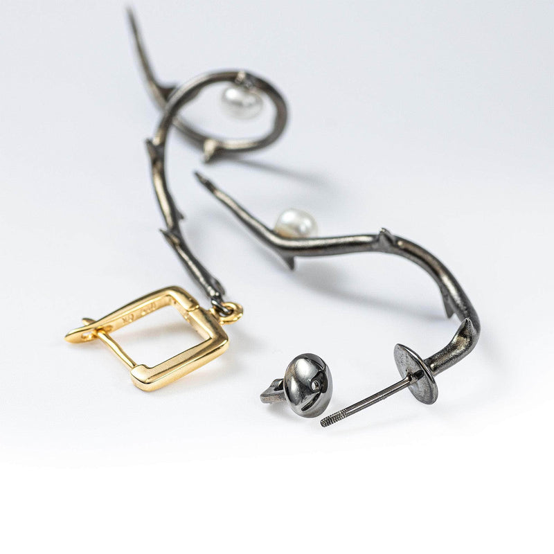 German Kabirski Torne White Micro Pearl Earrings (Black Ruthenium and Gold 18K)