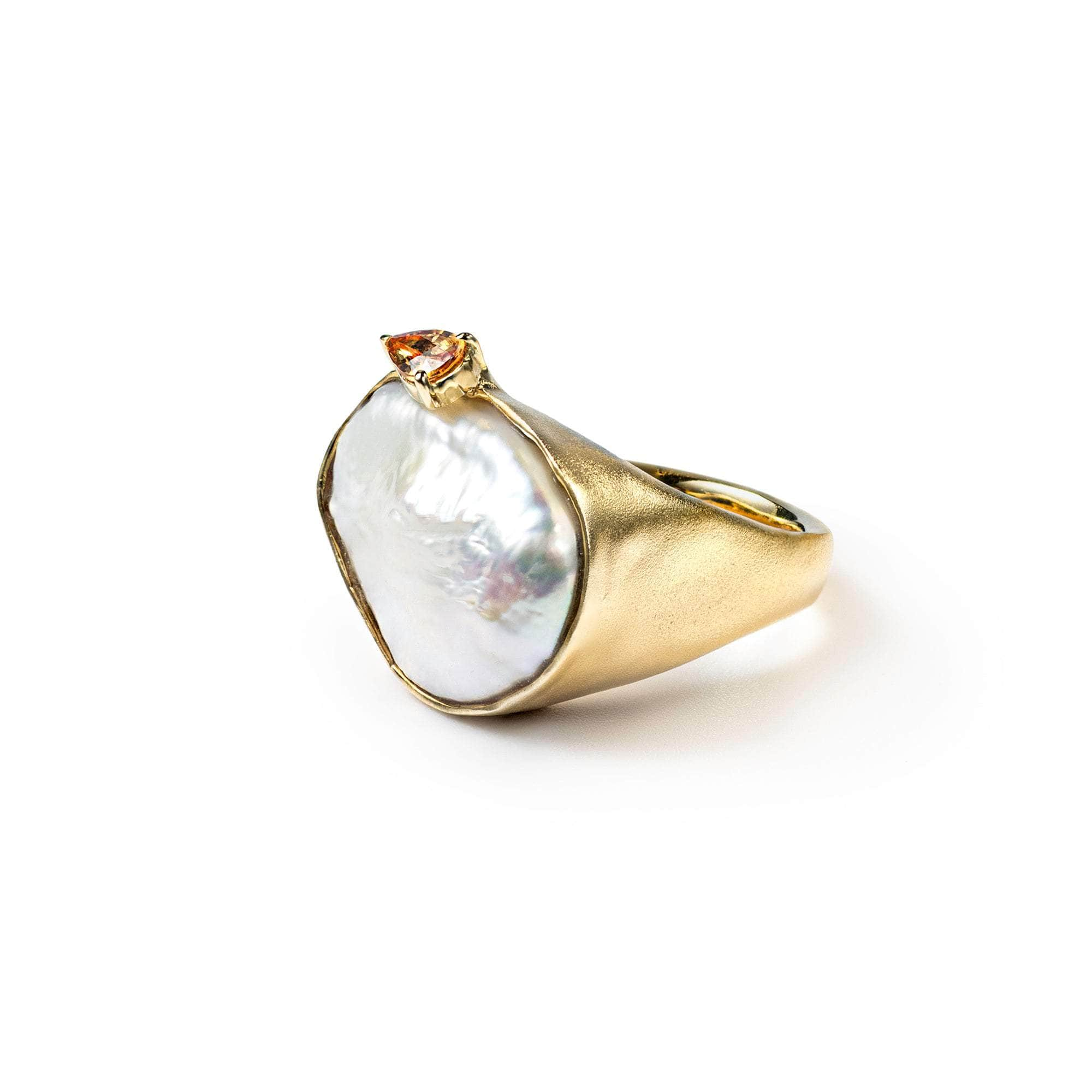 German Kabirski Ishele Baroque Pearl and Orange Sapphire Ring (Gold 18K)