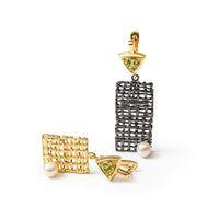 German Kabirski Cores White Pearl and Peridot Earrings (Black Ruthenium and Gold 18K)