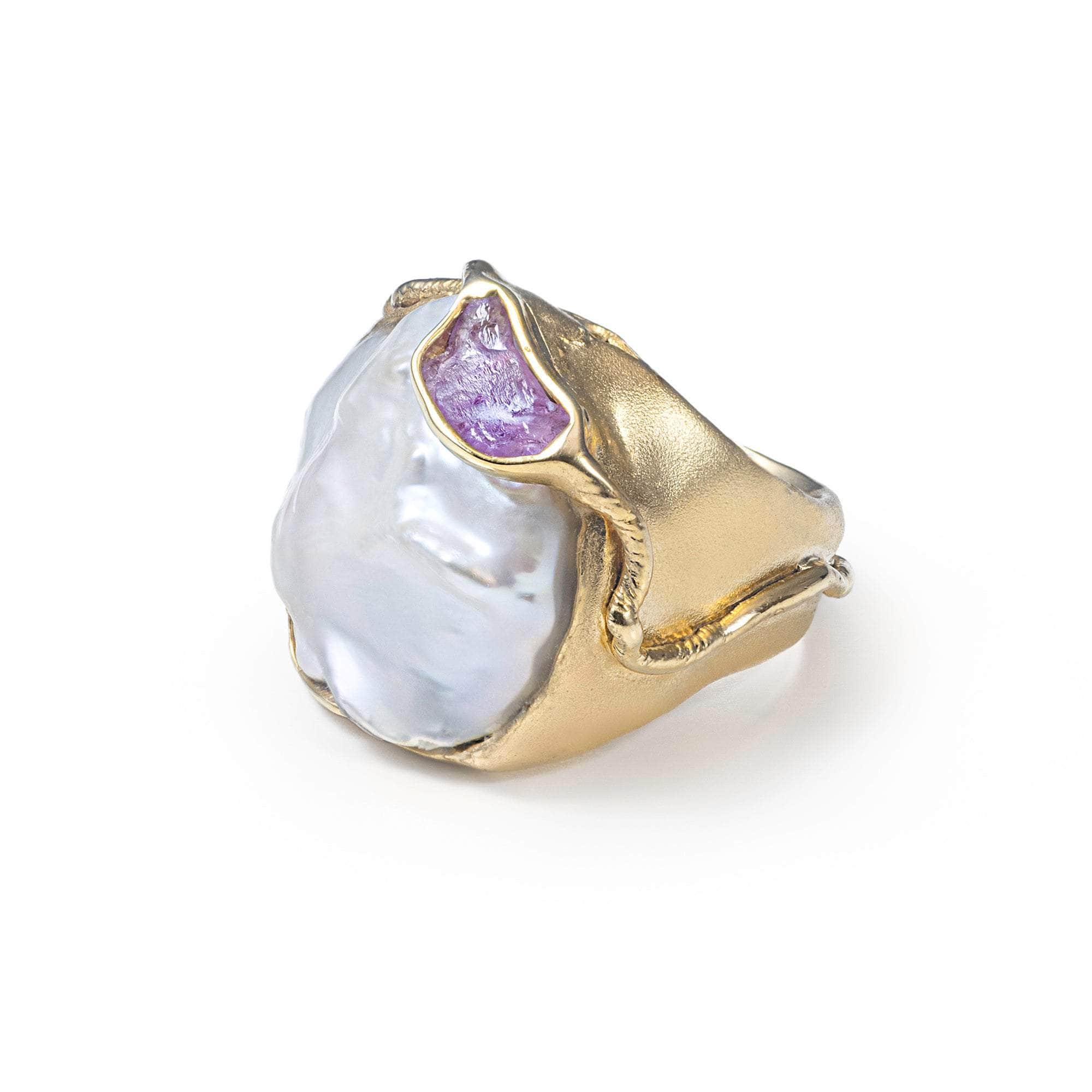 German Kabirski Yosa Baroque Pearl and Rough Pink Sapphire Ring (Gold 18K)